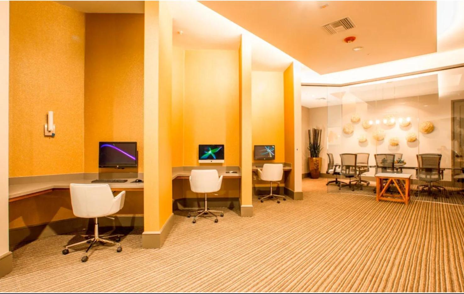 Appartement A-class Lavish 2 Bed In Woodland Hills Ca *